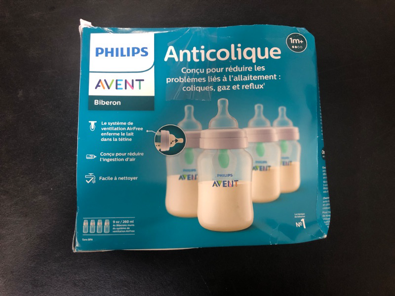Photo 2 of Philips AVENT Anti-Colic Baby Bottles with AirFree Vent 9oz 4pk Clear SCY703/04