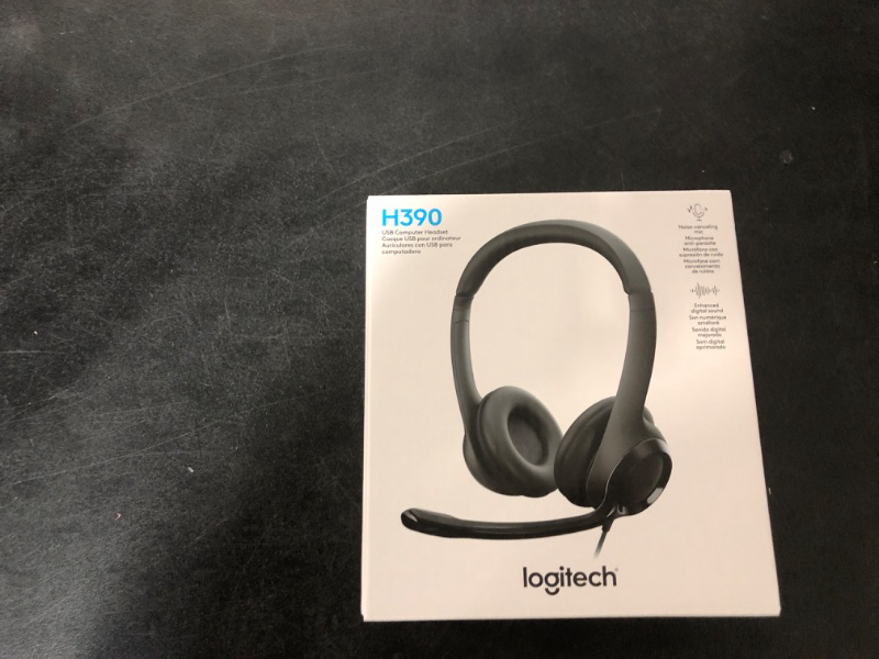 Photo 3 of Logitech H390 Wired Headset for PC/Laptop, Stereo Headphones with Noise Cancelling Microphone, USB-A, in-Line Controls for Video Meetings, Music, Gaming and Beyond - Black