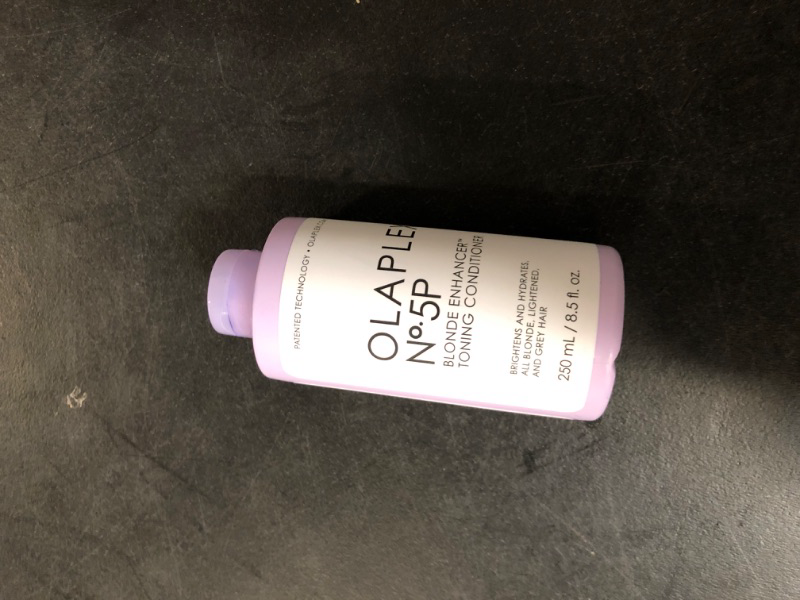 Photo 2 of Olaplex No. 5P Blonde Enhancer™ Toning Conditioner 250ml