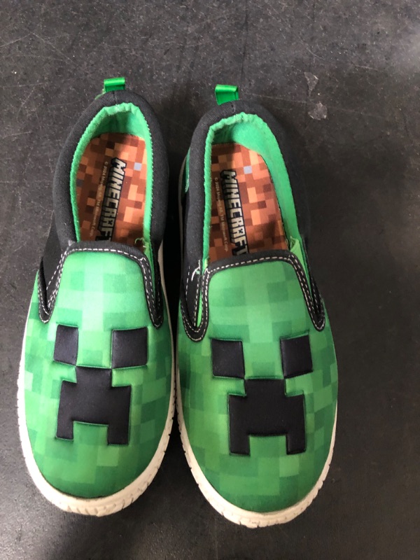 Photo 2 of Boys Size 13 Minecraft Boys' Slip-On Shoes for Big Kids, Sport Skate Shoe Casual, Green