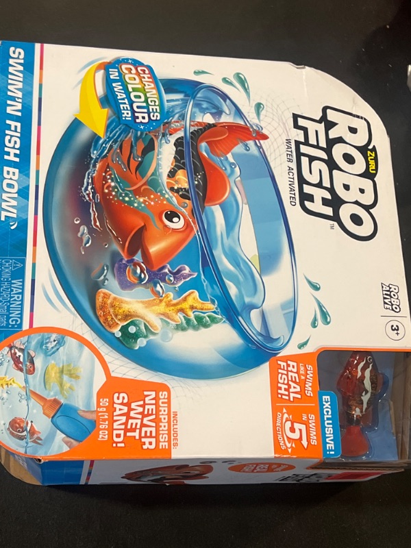 Photo 1 of Robo Fish Water Activiated Swimming Pets Fish Bowl Playset by ZURU Color Changing Toys and Never Wet Sand
