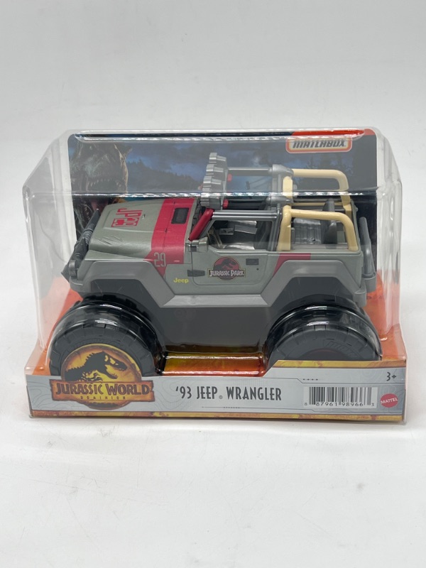 Photo 2 of Matchbox Jurassic World Dominion Jeep Wrangler 124-Scale Truck with Large Wheels, Toy Gift and Car Collectible for Dinosaur Fans