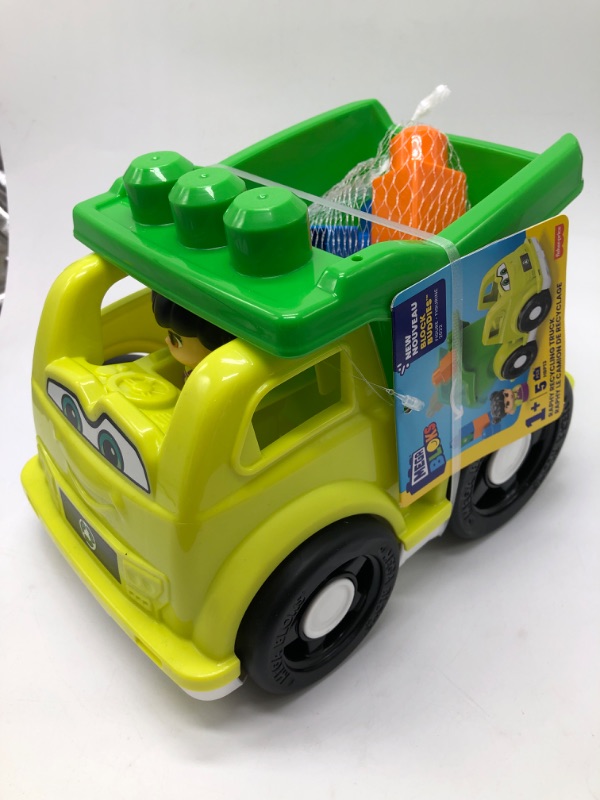 Photo 2 of Mega Bloks Raphy Recycling Truck
