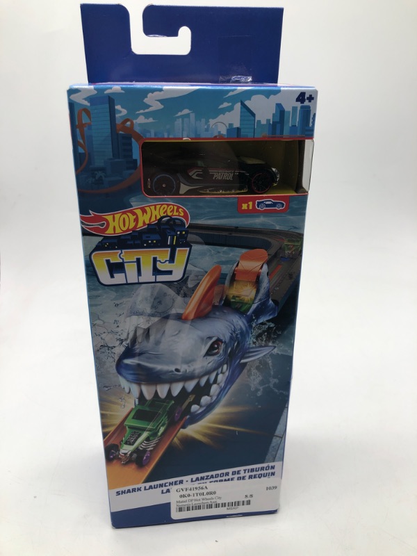 Photo 2 of Hot Wheels City Shark Launcher Car Vehicle Playset (2 Pieces)
