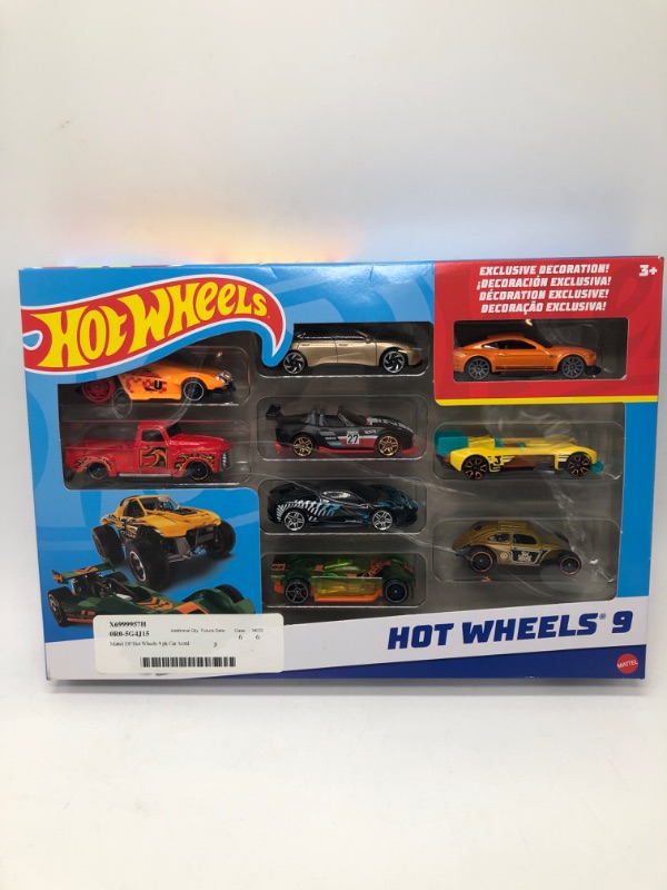 Photo 1 of Hot Wheels Diecast 9 Car Gift Pack
