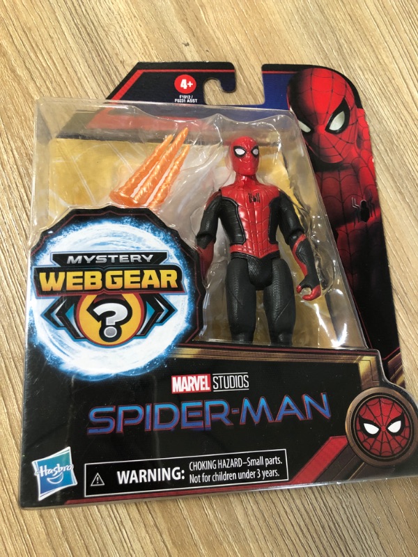 Photo 2 of Marvel Spider-Man Mystery Web Gear Upgraded Black and Red Suit Spider-Man Action Figure
