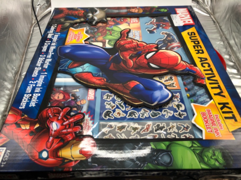 Photo 3 of Spiderman Super Activity Kit
