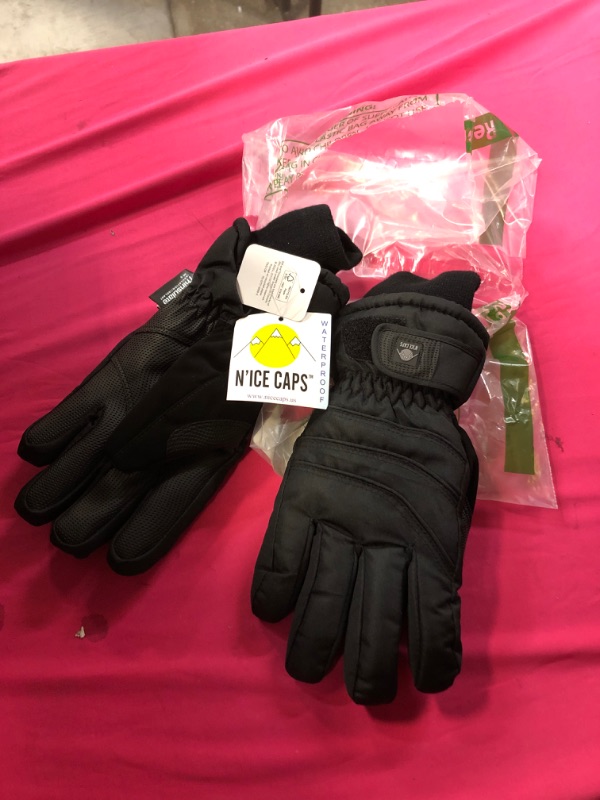 Photo 2 of N'Ice Caps Thinsulate Warm Winter Gloves 