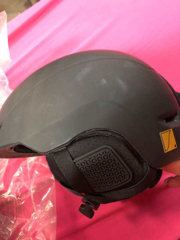 Photo 4 of Helmet for Men, Women & Youth item is damaged 