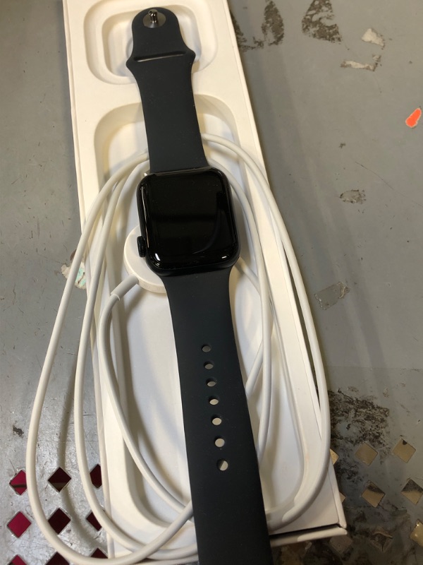 Photo 2 of Apple Watch SE 2nd Generation (GPS) 40mm Midnight Aluminum Case with Midnight Sport Band - S/M