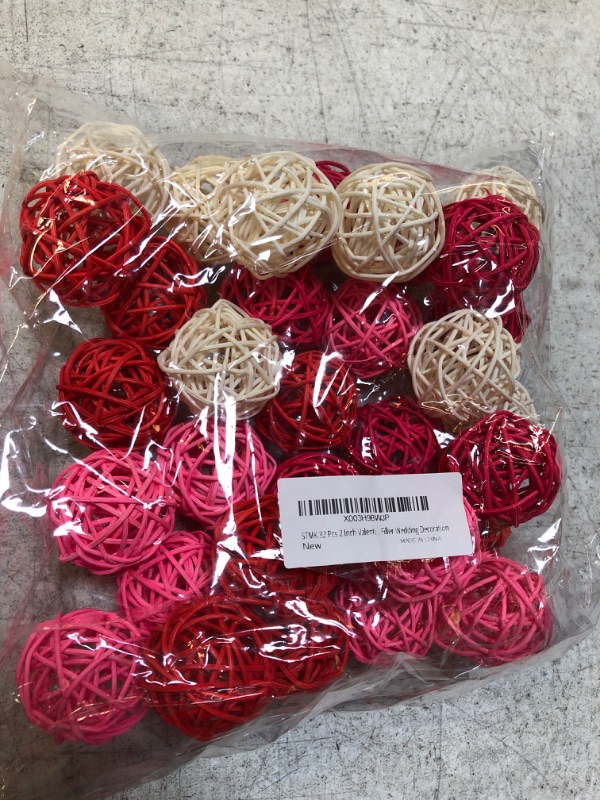 Photo 1 of 32PCS 2" VALENTINES FILLER WEDDING DECORATIONS 