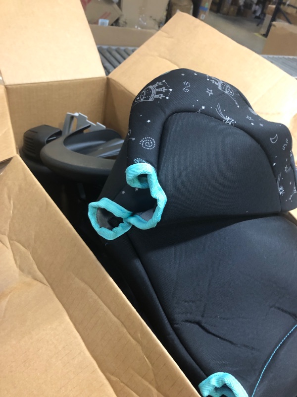 Photo 1 of Evenflo GoTime LX Booster Car Seat (Astro Blue)
 