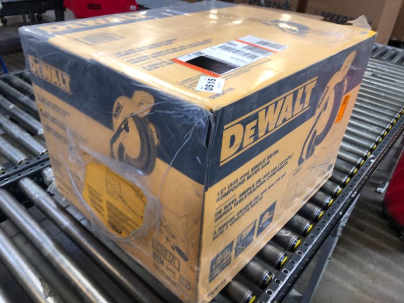 Photo 2 of DEWALT
15 Amp Corded 12 in. Single Bevel Compound Miter Saw