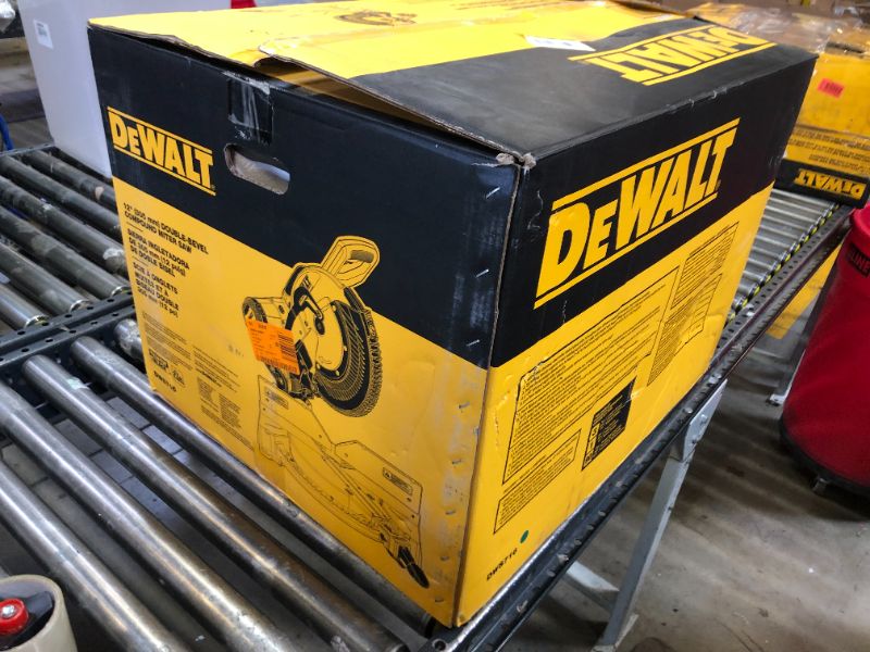 Photo 5 of DEWALT
15 Amp Corded 12 in. Compound Double Bevel Miter Saw