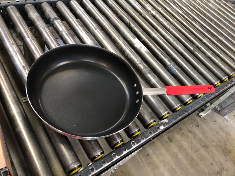 Photo 1 of 14" restaurant fry pan 