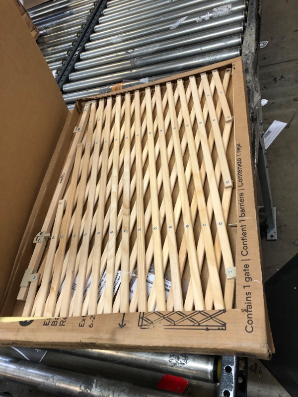 Photo 1 of Evenflo Expansion Walk Thru Room Divider Gate
