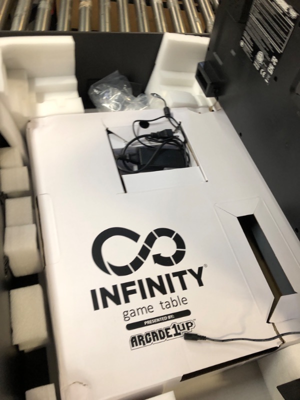 Photo 6 of 32 in. Screen Infinity Game Table