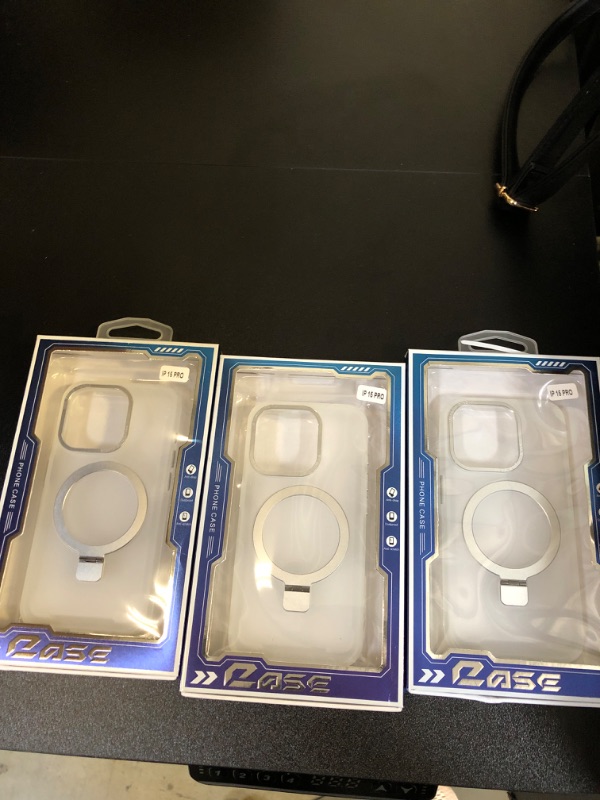 Photo 1 of APPLE I PHONE 15 PRO 3 PACK 