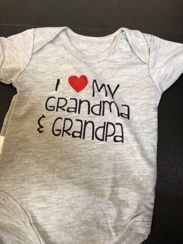 Photo 1 of baby "i love granma" shirt