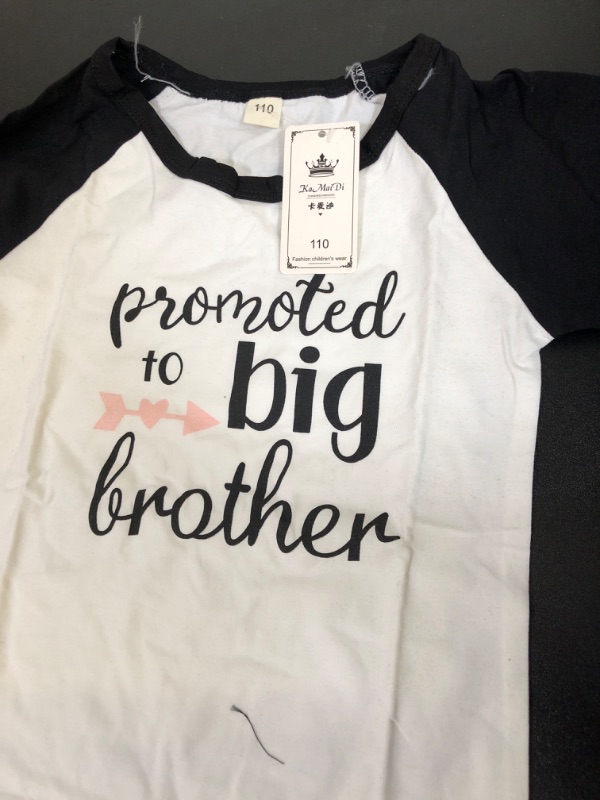 Photo 1 of kids' t shirt size M
