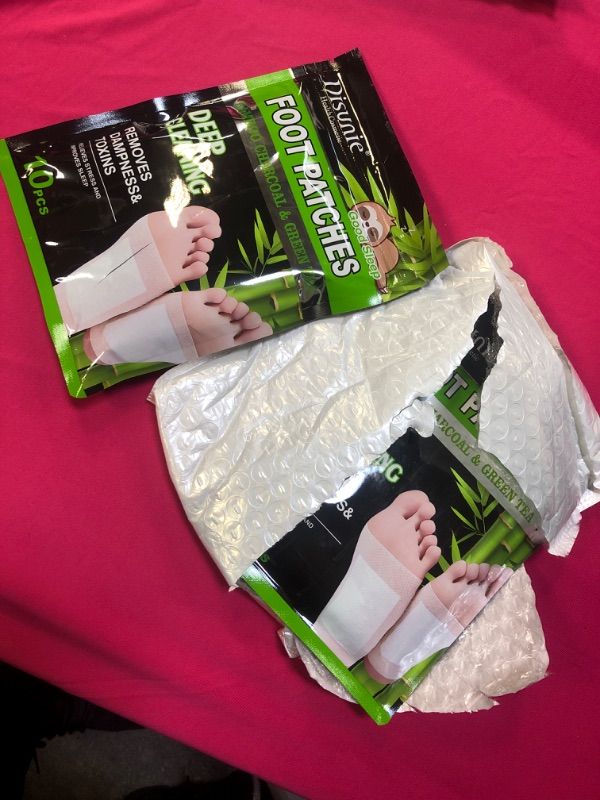 Photo 1 of Disunie 30 Pcs Deep Cleansing Foot Pads for Improve Sleep, Stress Relief, Relaxation, Foot Patches with Natural Bamboo Vinegar Lavender for Foot Body Care Bamboo Charcoal Green Tea 30