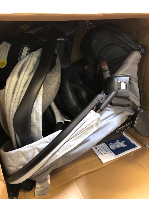 Photo 2 of Graco® Premier Modes™ Nest 3-in-1 Travel System, Midtown