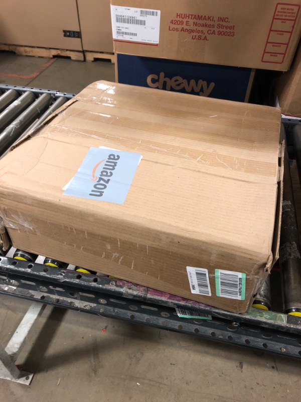 Photo 1 of Pack of 2 Driveway Curb Ramps for Cars, Rubber Curb Ramps for Driveway & Sidewalks, Effective Wheelchair Ramp & Motorcycle Ramp, Vehicle ramps & Driveway Ramps for Low Cars, 6" Curb Ramps