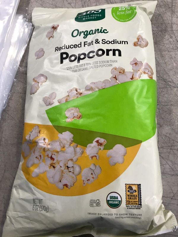 Photo 2 of 365 by Whole Foods Market, Organic Reduced Fat And Sodium Popcorn, 6 Ounce BEST BY 2/19/2024
