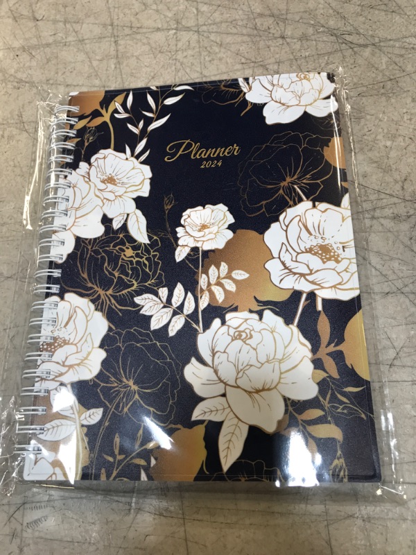 Photo 2 of SUNEE 2024 Appointment Book, Quarter-Hourly, Weekly & Monthly - from January 2024 - December 2024, 6.4"x8.3" Weekly Planner, Flexible Cover, Note Pages, Pockets, Spiral Binding, Vintage Floral 6.4"x8.3" Vintage Floral