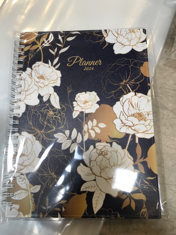 Photo 2 of SUNEE 2024 Appointment Book, Quarter-Hourly, Weekly & Monthly - from January 2024 - December 2024, 6.4"x8.3" Weekly Planner, Flexible Cover, Note Pages, Pockets, Spiral Binding, Vintage Floral 6.4"x8.3" Vintage Floral