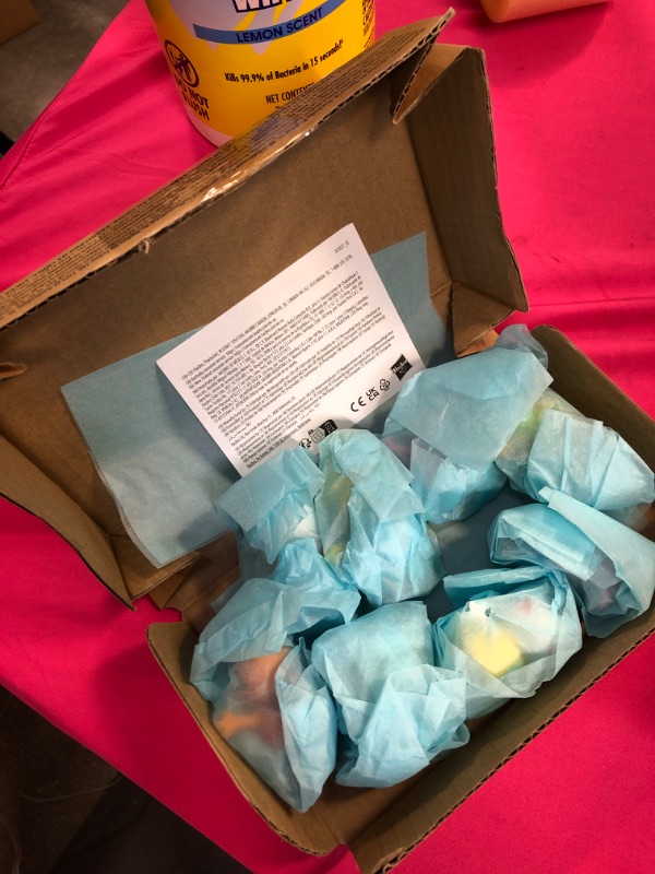 Photo 1 of Peppa Pig School Classroom Toy Figures 8-Pack, Peppa Pig, George Pig, Peggi Panda, Candy Cat and More, Kids Easter Egg Fillers or Basket Stuffers, Ages 3+ (Amazon Exclusive) School Classroom (8-Pack)