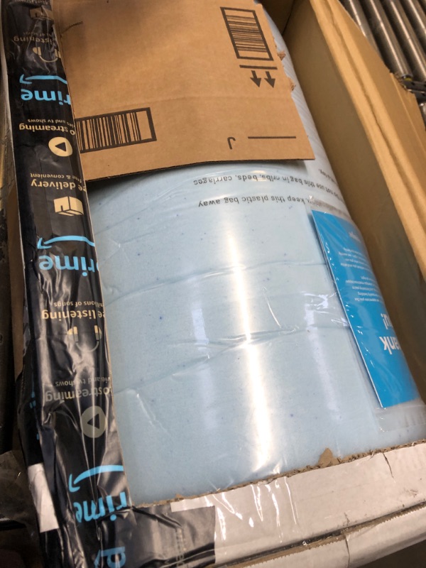Photo 1 of 3 Inch Gel Memory Foam Mattress Topper QUEEN
