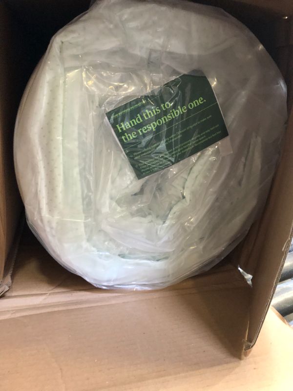 Photo 2 of Zinus 12 Inch Green Tea Memory Foam Mattress / CertiPUR-US Certified / Bed-in-a-Box / Pressure Relieving, Full Full 12 Inch Mattress