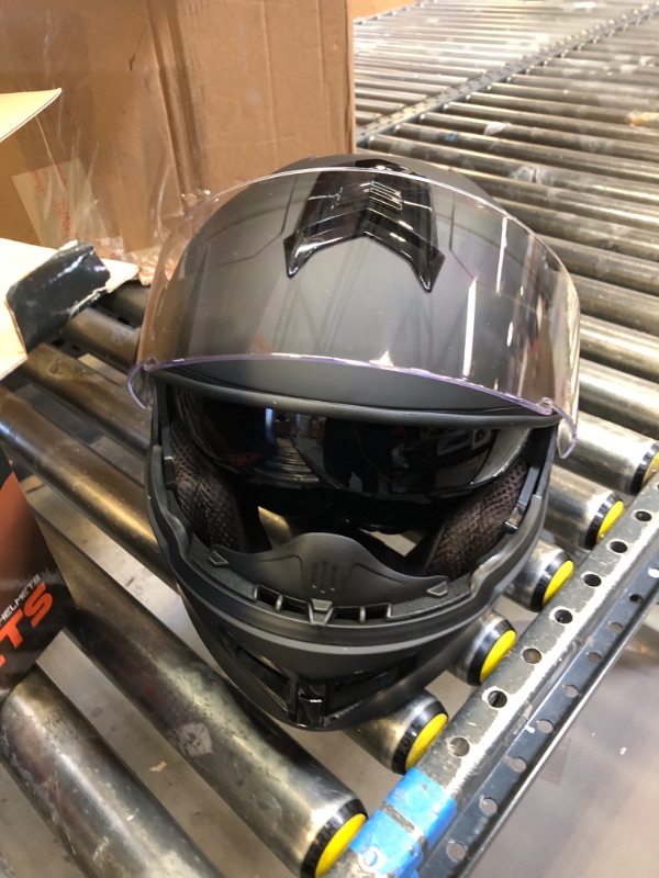 Photo 3 of Milwaukee Helmets H7005 Flat Black 'MayDay' Modular Motorcycle Helmet w/ Intercom - Built-in Speaker and Microphone for Men / Women
size XL