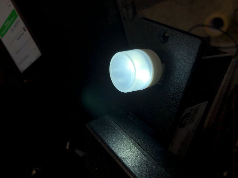 Photo 1 of UNISYESONE Mini USB Light XYD01