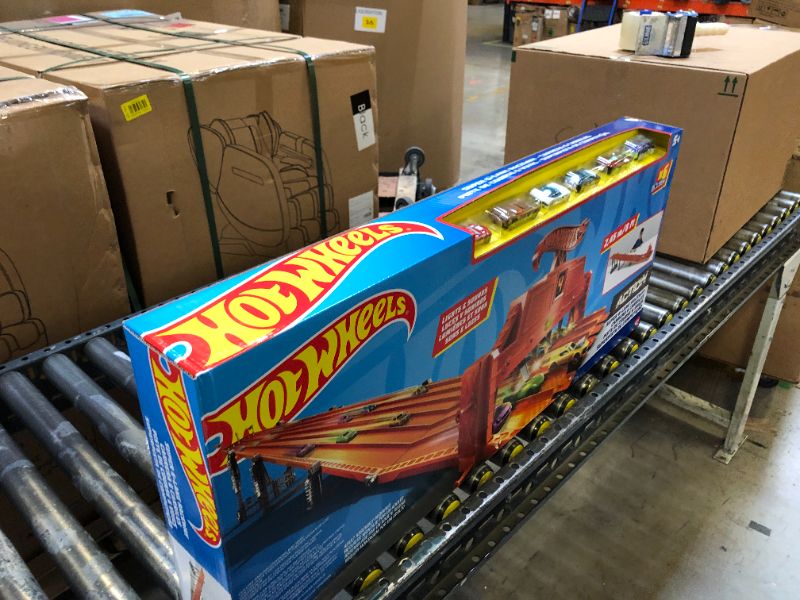 Photo 2 of ?Hot Wheels Track Set with 6 1:64 Scale Toy Cars and 6-Lane Race Track, Includes Track Storage and Lights and Sounds, Super 6-Lane Raceway ???