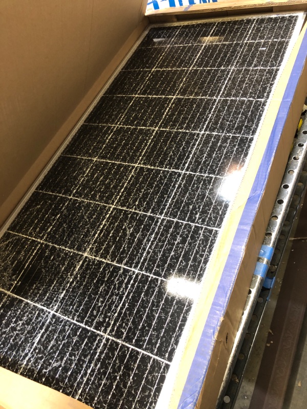 Photo 2 of 100W 12V Monocrystalline Solar Panel
