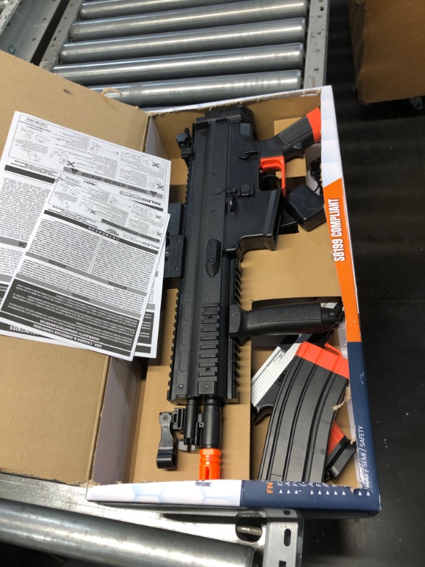 Photo 2 of ***USED - MIGHT BE MISSING PARTS - UNABLE TO VERIFY FUNCTIONALITY***
Evike Airsoft - FN Herstal Licensed Scar-L AEG Airsoft and FNS-9 Airsoft Pistol Starter Kit by Cybergun (Model: Black)