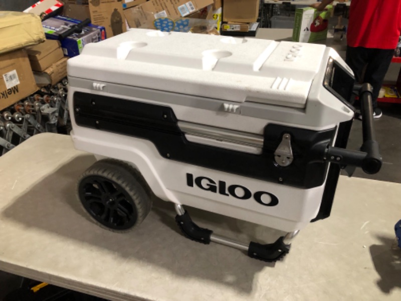 Photo 7 of ***NONREFUNDABLE - NOT FUNCTIONAL - FOR PARTS ONLY - SEE COMMENTS***
Igloo 70 Qt Premium Trailmate Wheeled Rolling Cooler White