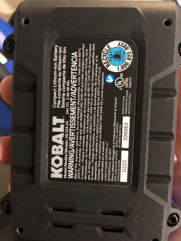 Photo 4 of Kobalt 0.53-Gallon Plastic 24-Volt Battery Powered Handheld Sprayer