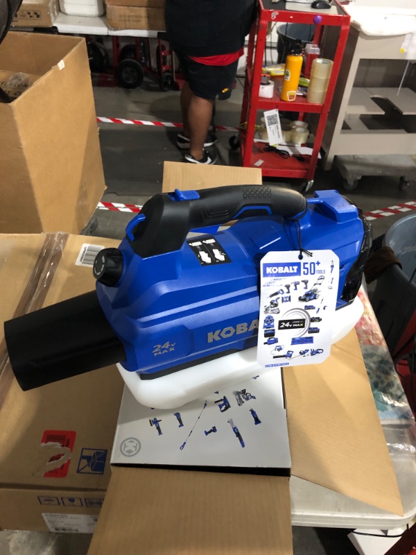 Photo 3 of Kobalt 0.53-Gallon Plastic 24-Volt Battery Powered Handheld Sprayer