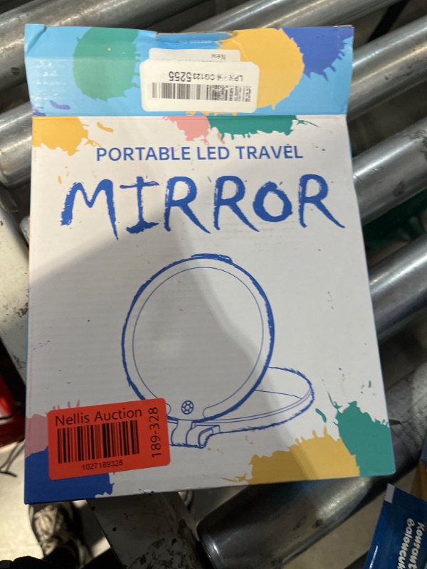 Photo 1 of PORTABLE LED TRAVEL MIRROR