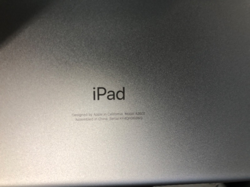 Photo 7 of IPad (9th generation) wi-fi, 256GB, Silver 