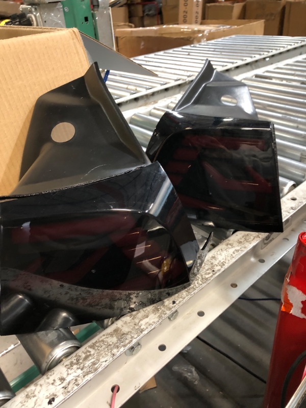 Photo 3 of ***see notes***LED Tail Lights With Dynamic Turn Signal Replacement for Tesla Model 3 Y 2017?2023