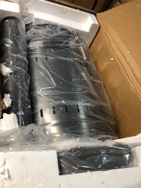 Photo 1 of Amazon Basics 46