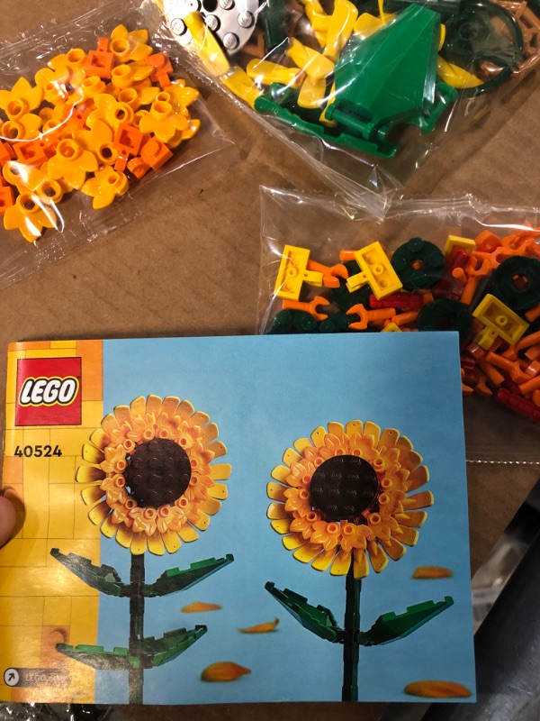 Photo 4 of **UNCHECKED FOR MISSING PARTS**
LEGO Sunflowers Building Kit, Artificial Flowers for Home Décor, Flower Building Toy Set for Kids, Sunflower 40524