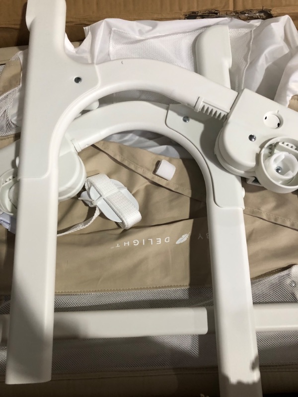 Photo 4 of ***USED - LIKELY MISSING PARTS - UNABLE TO VERIFY FUNCTIONALITY***
Baby Delight Beside Me Dreamer Bassinet | Bedside Sleeper & Baby Bassinet | 6-Position Height Adjustment | Organic Oat