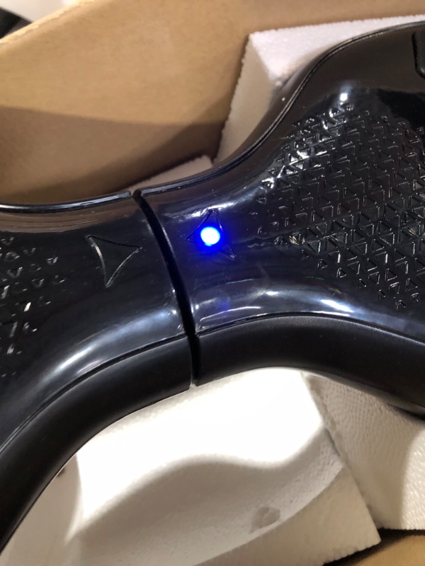 Photo 1 of ***NONREFUNDABLE - NOT FUNCTIONAL - FOR PARTS ONLY - SEE COMMENTS***
Hover-1 Helix Electric Hoverboard | 7MPH Top Speed, 4 Mile Range, 6HR Full-Charge, Built-In Bluetooth Speaker, Rider Modes: Beginner to Expert