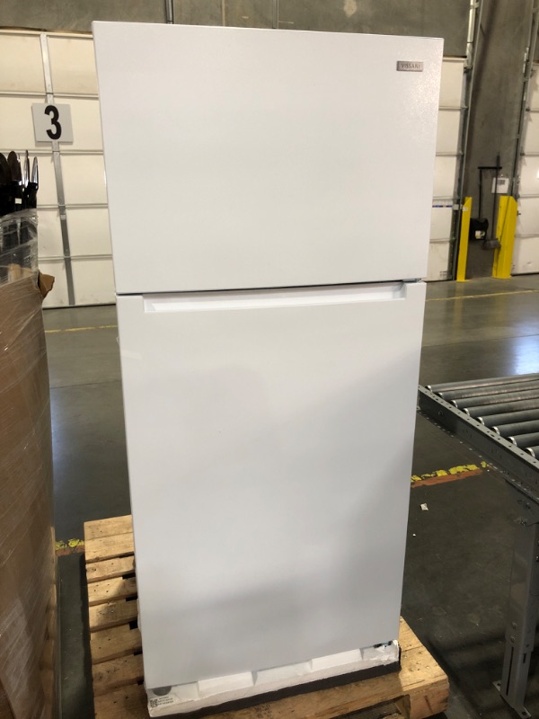 Photo 10 of **DENTED AND DAMAGED - SEE PHOTOS/NOTES - UNTESTED**
Vissani 18 Cu. Ft. Top Freezer Refrigerator DOE in White
