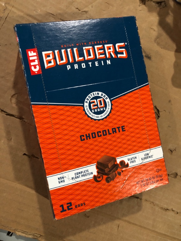 Photo 2 of ***BEST BY MAY 9 2024 NON REFUNDABLE****
Clif BUILDERS CLIF BUILDERS - Protein Bars - Chocolate - 20g Protein (2.4 Ounce, 12 Count) (Now Gluten Free)